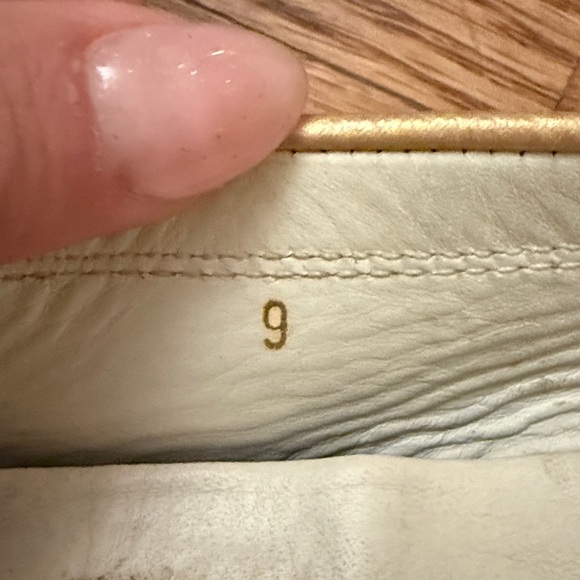 Tod's Gold Leather Loafers - Picture 10 of 10